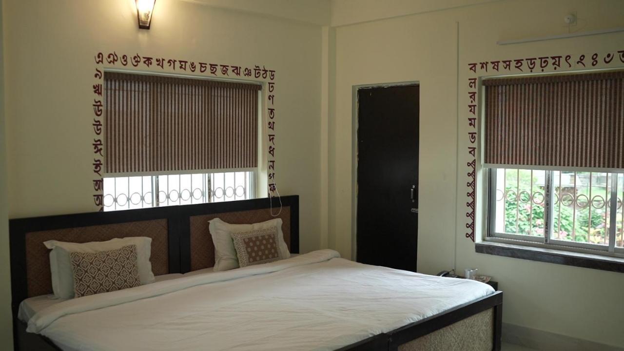 Hotel Kolam Shānti Niketan Buitenkant foto