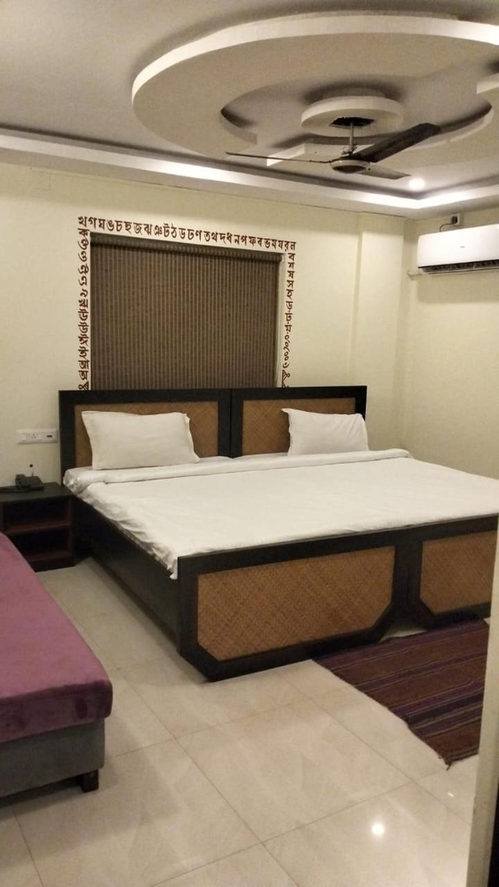 Hotel Kolam Shānti Niketan Buitenkant foto