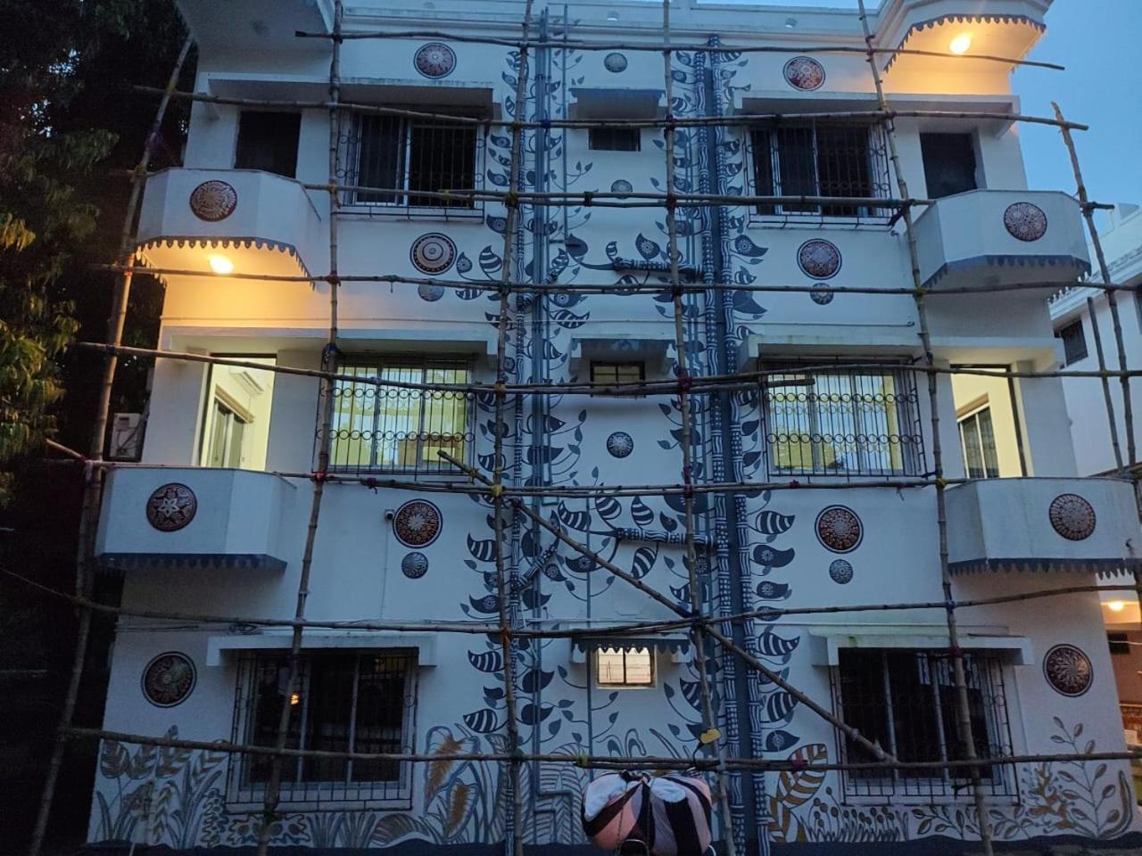 Hotel Kolam Shānti Niketan Buitenkant foto